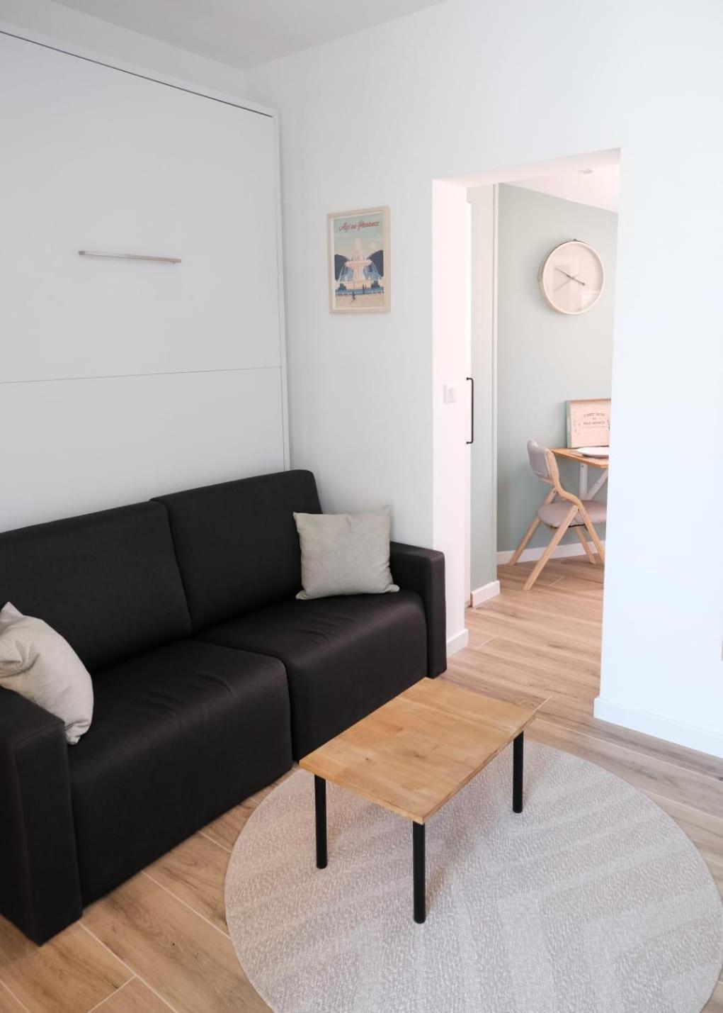 Studio Renove Avec Belle Terrasse Aix-en-Provence Exterior foto